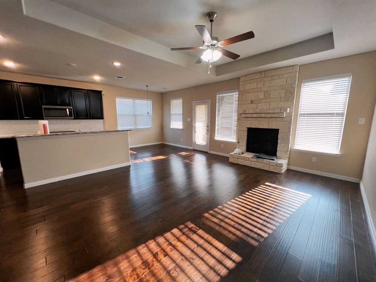 4525 Conrad Ave - Photo 2 of 22
