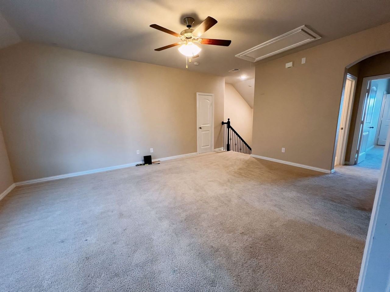4525 Conrad Ave - Photo 6 of 22