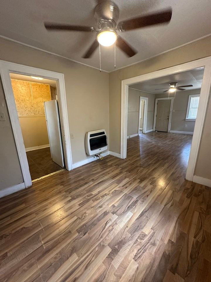 1112 S Hayden St - Photo 5 of 12