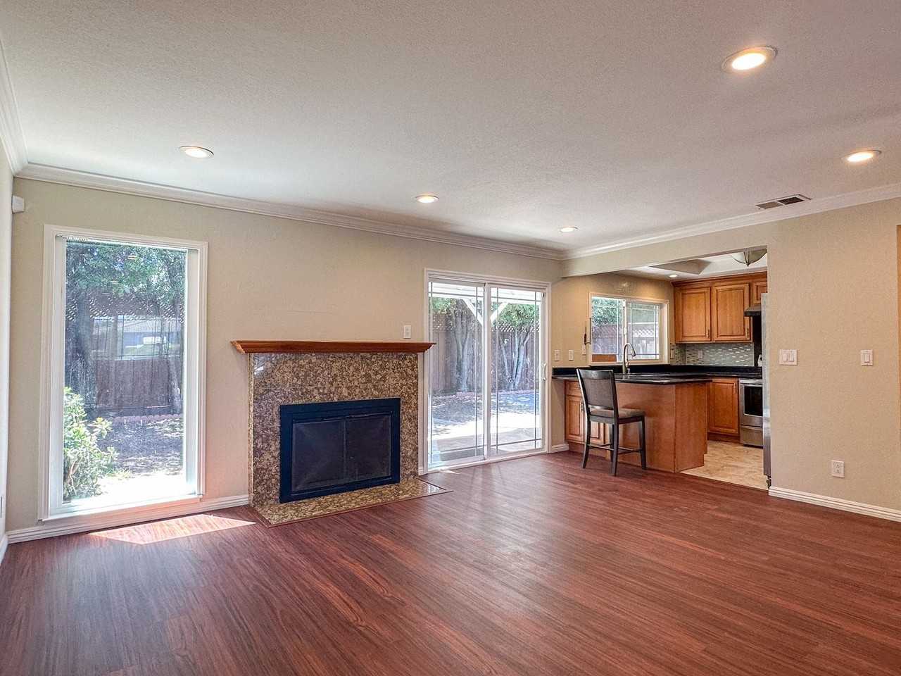 4577 Meadowhurst Ct - Photo 6 of 18