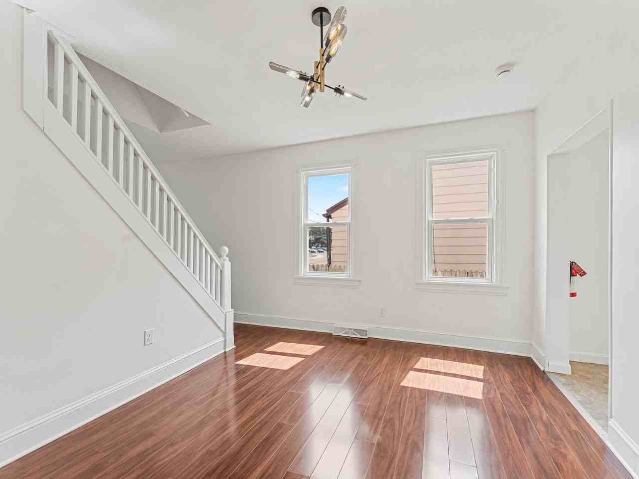 124 Rancocas Rd - Photo 4 of 26
