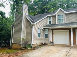 featured image of 207 Hillcrest Dr