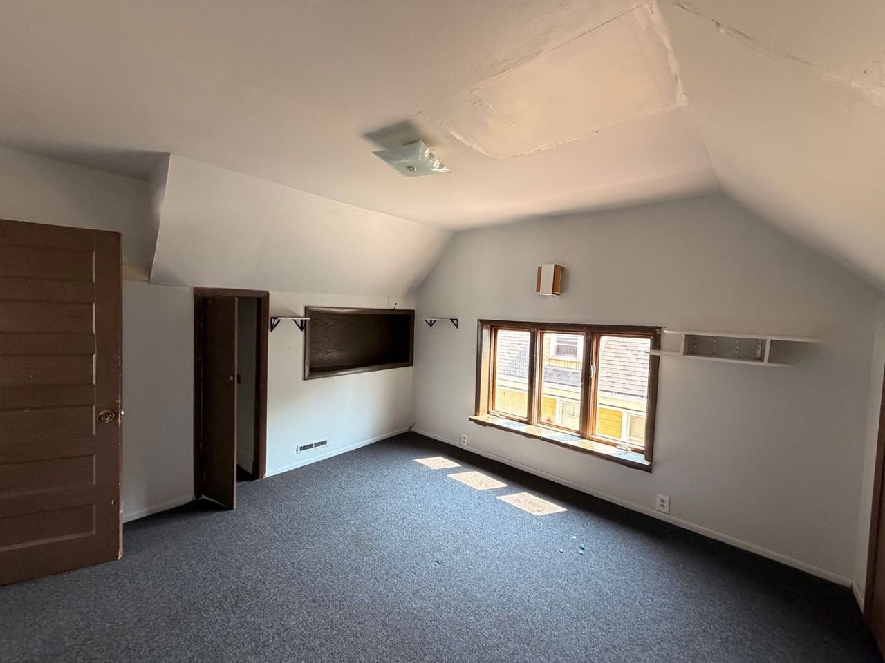 3601 W Highland Blvd - Photo 4 of 13