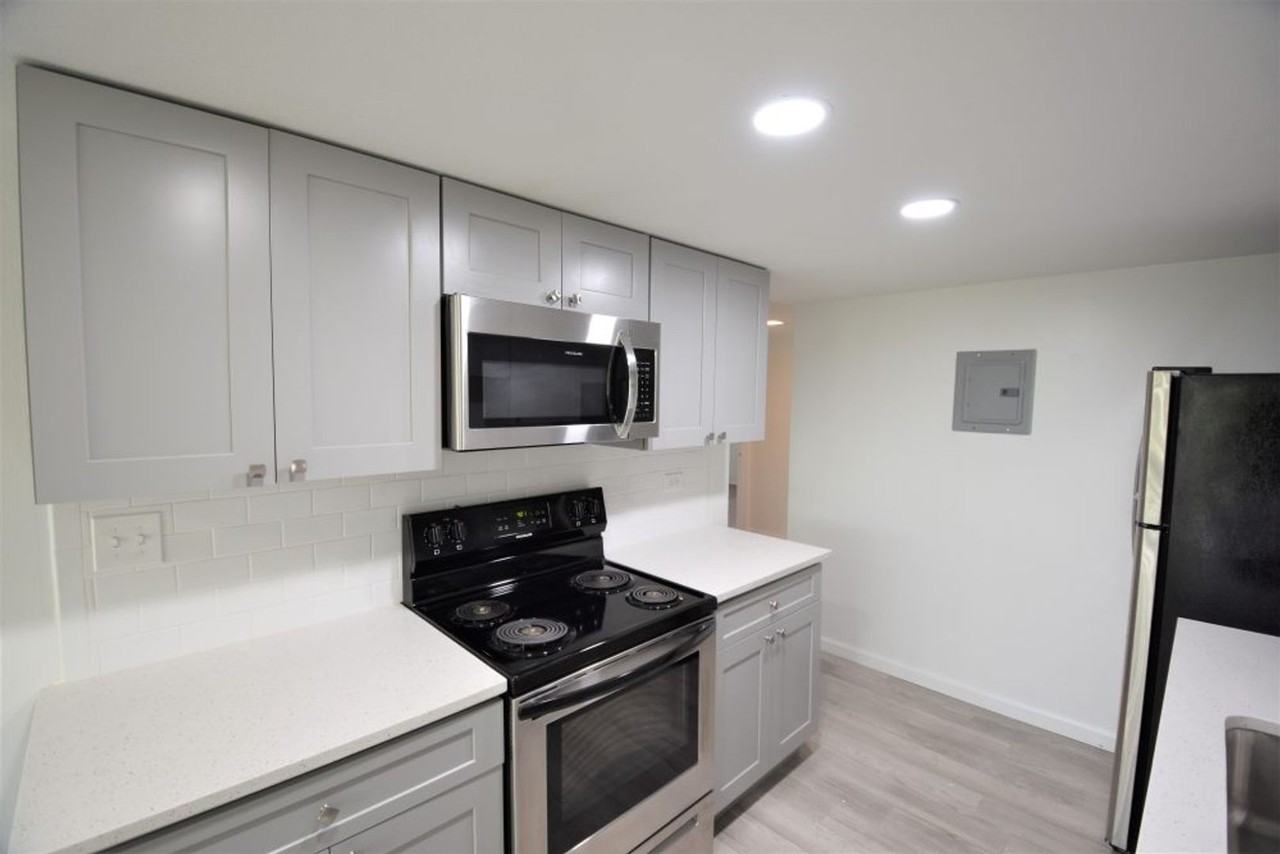 4440 Laguna Pl #307 - Photo 6 of 25