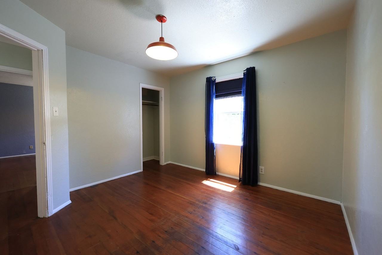 1744 County Ln - Photo 4 of 17