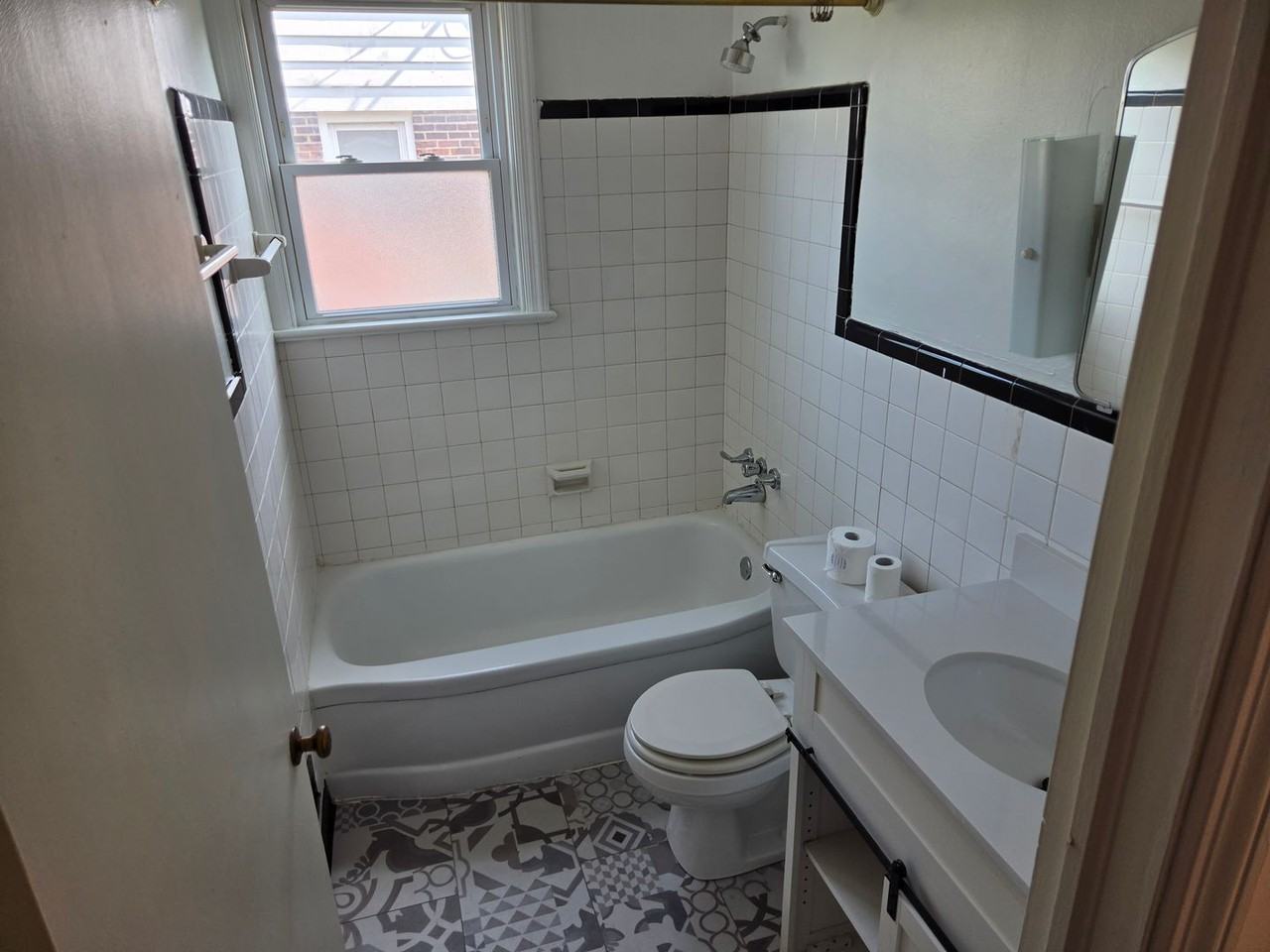 405 Stanton Rd - Photo 3 of 9
