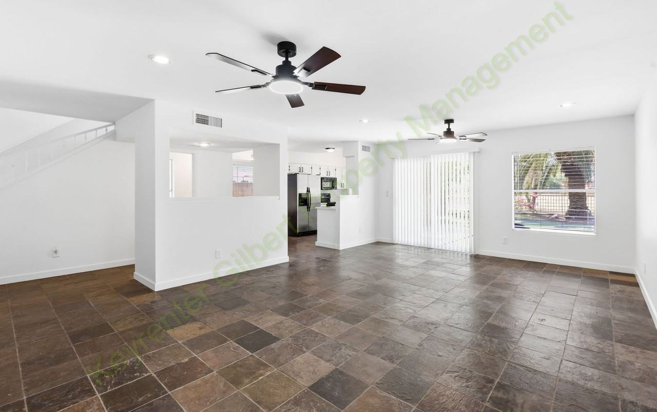 5435 E Elmwood St - Photo 4 of 42