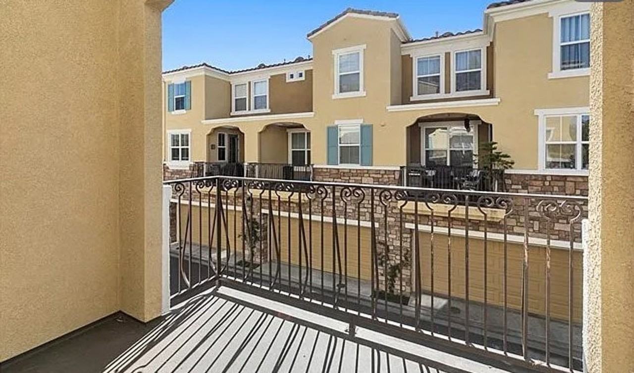 308 Bellatrix - Photo 3 of 50