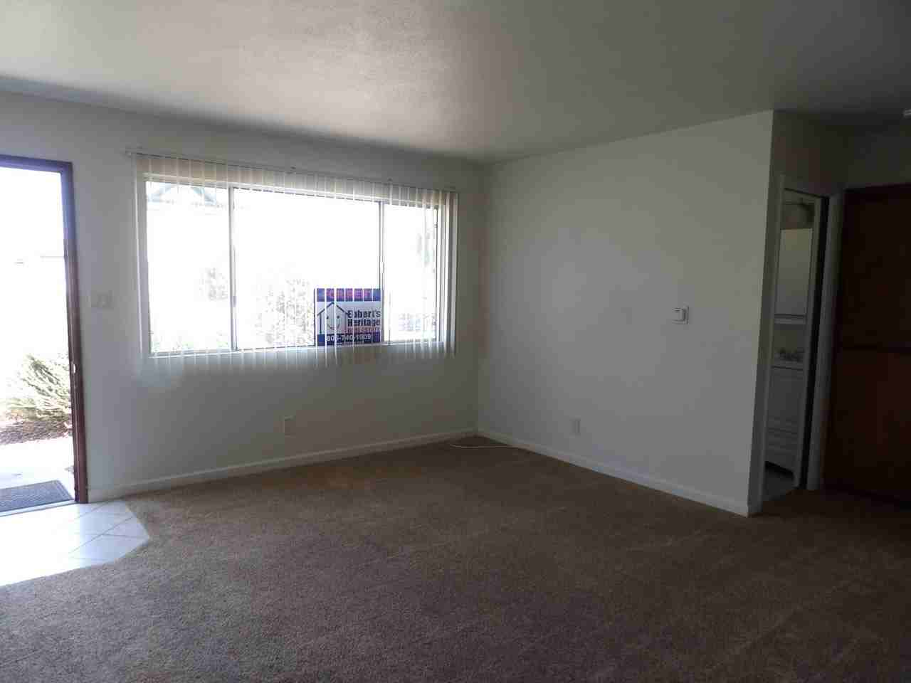 504 1/2 W Walnut Ave #A - Photo 3 of 11
