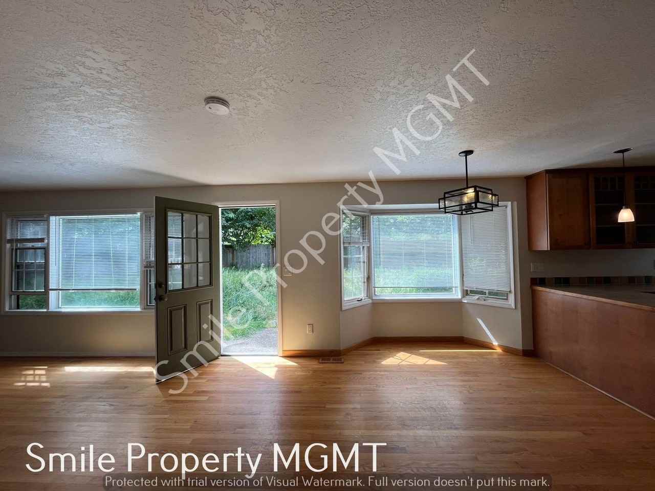 7710 Sw Barnard Dr - Photo 6 of 25
