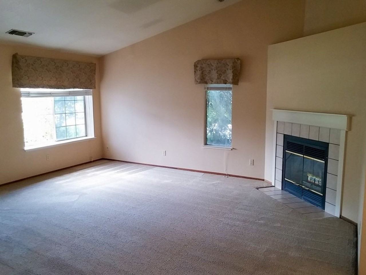604 Alamine Dr - Photo 4 of 22