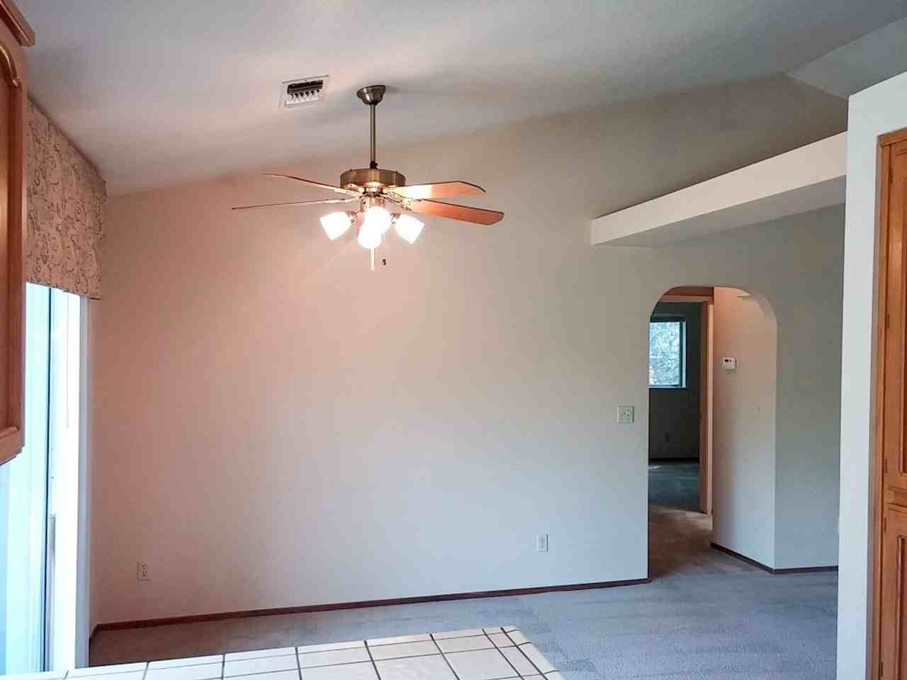 604 Alamine Dr - Photo 7 of 22