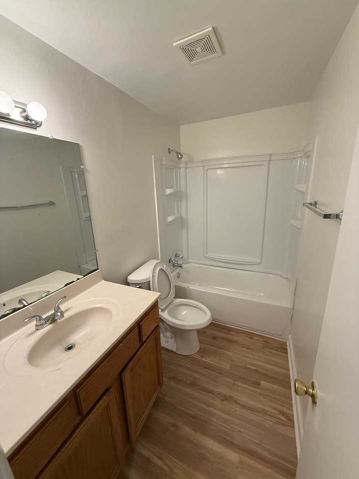 626 Mulberry St - Photo 5 of 6