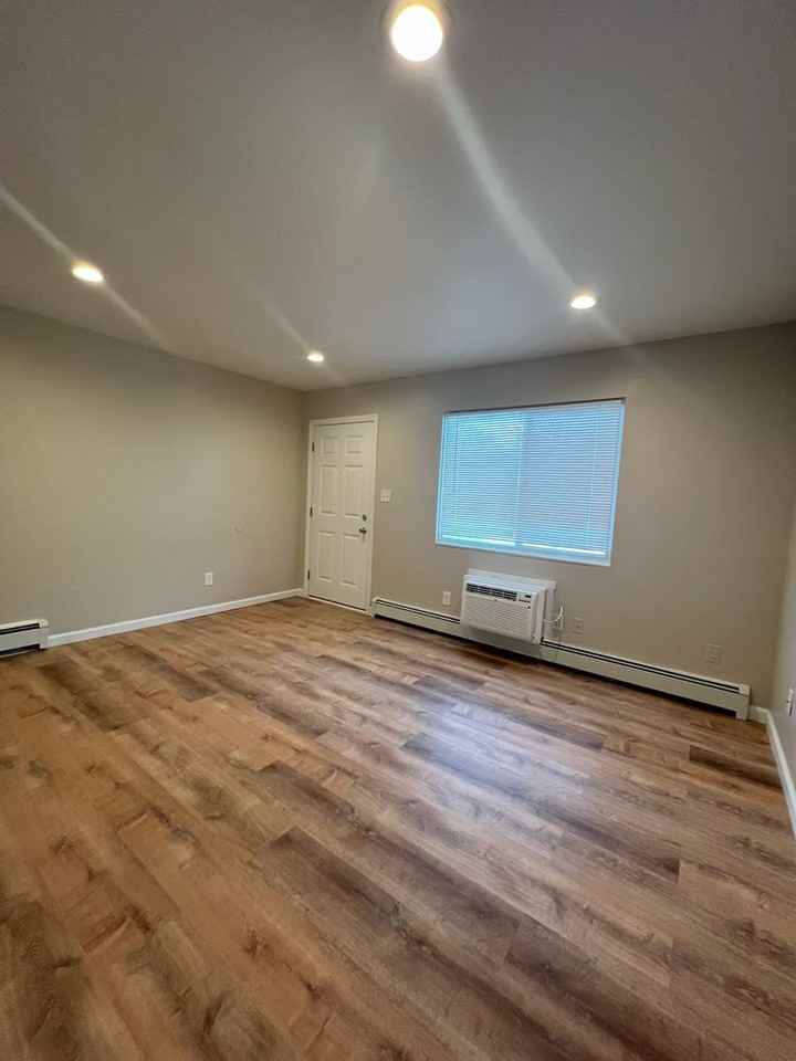 River Rock of Flushing Apartments - Photo 7 of 27