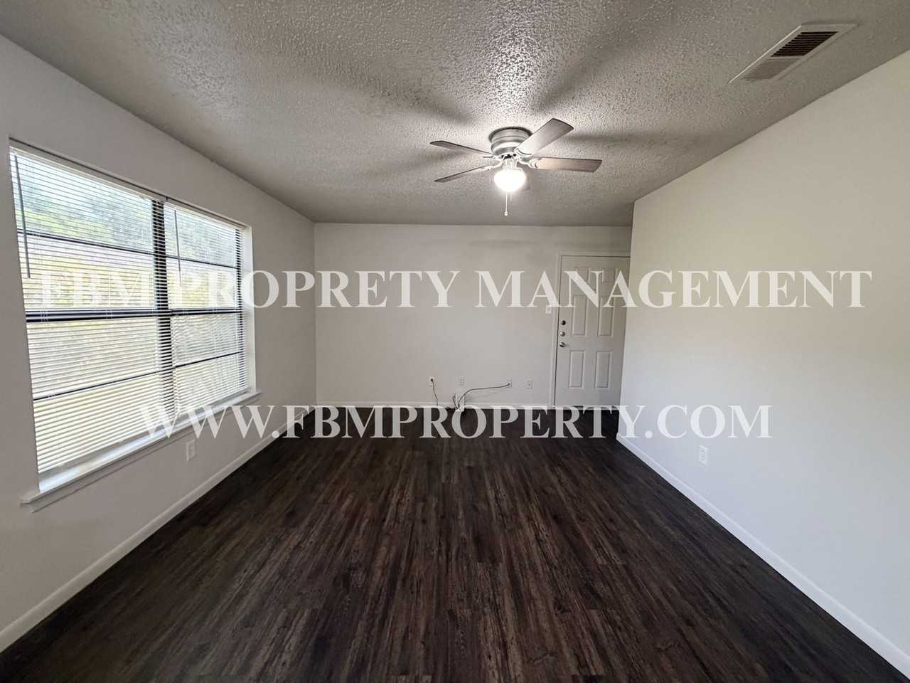 1020 Northwood Blvd #2 - Photo 3 of 12