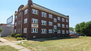 featured image of 222 N 5th St
