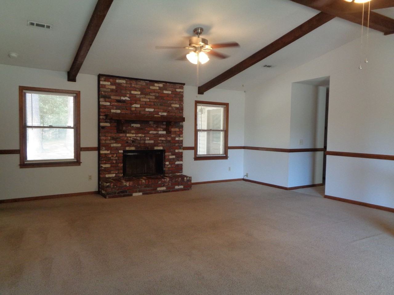103 Kramer Ct - Photo 2 of 19