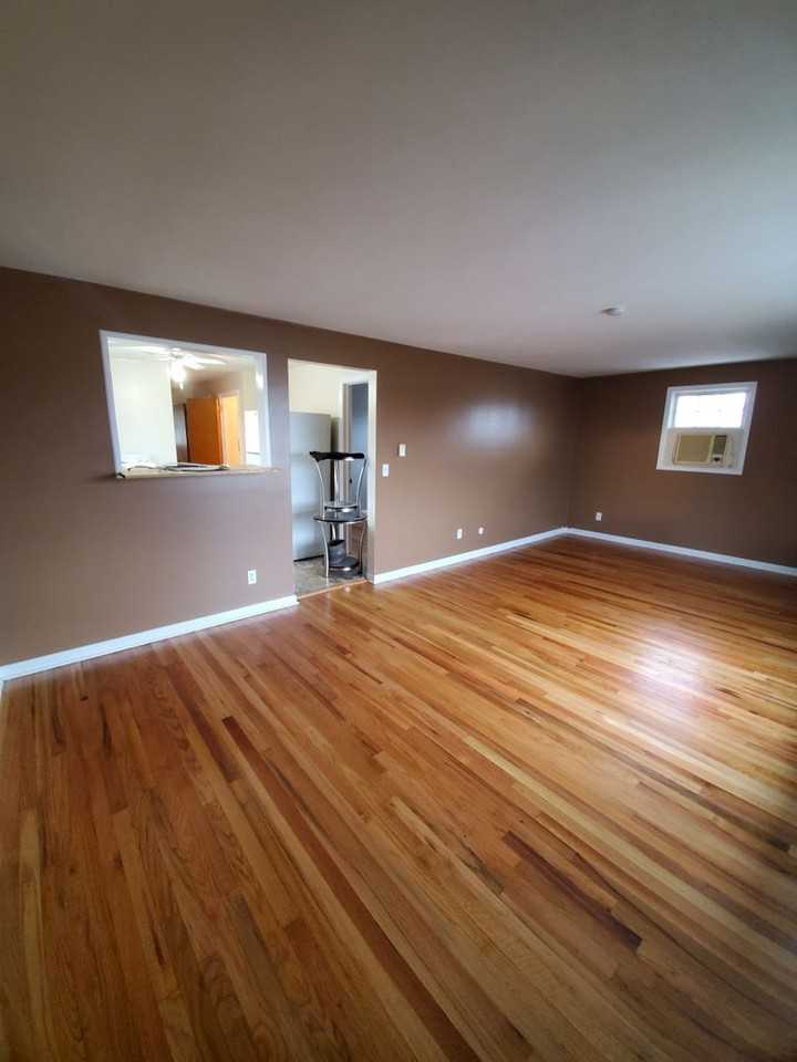 100 Darlington Rd E #2 - Photo 6 of 13