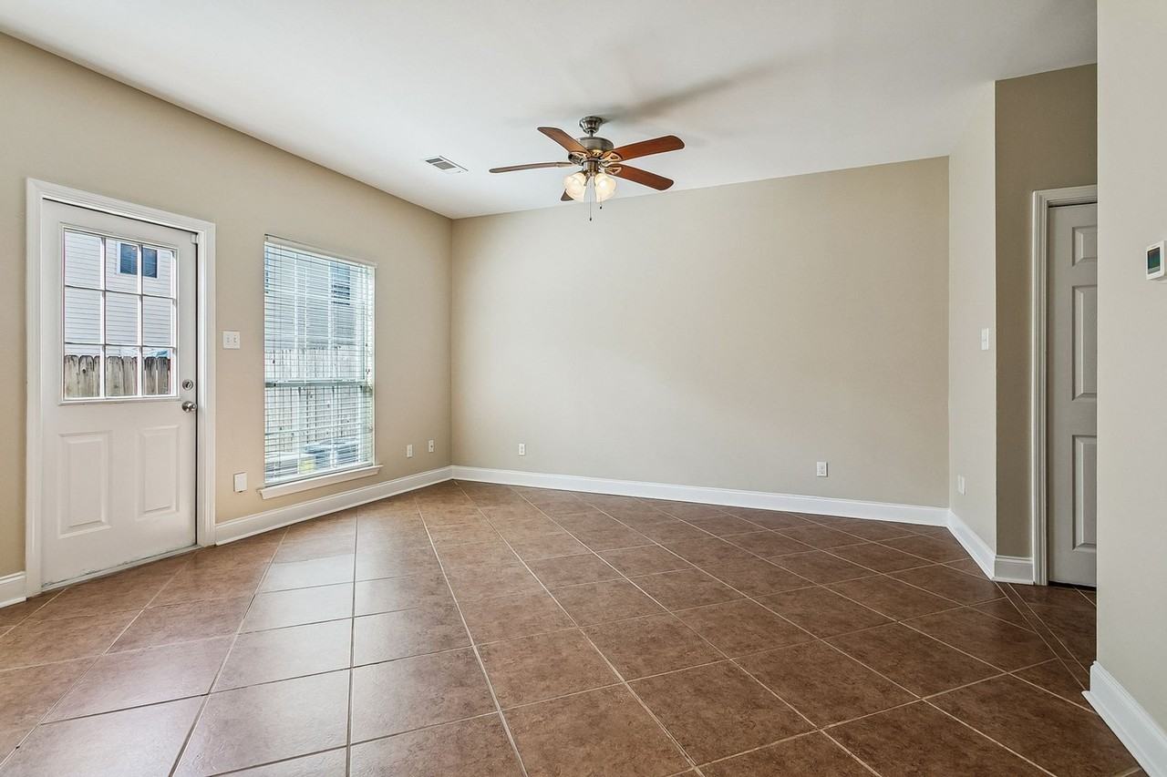 104 Covington Meadow Cir #F - Photo 4 of 23