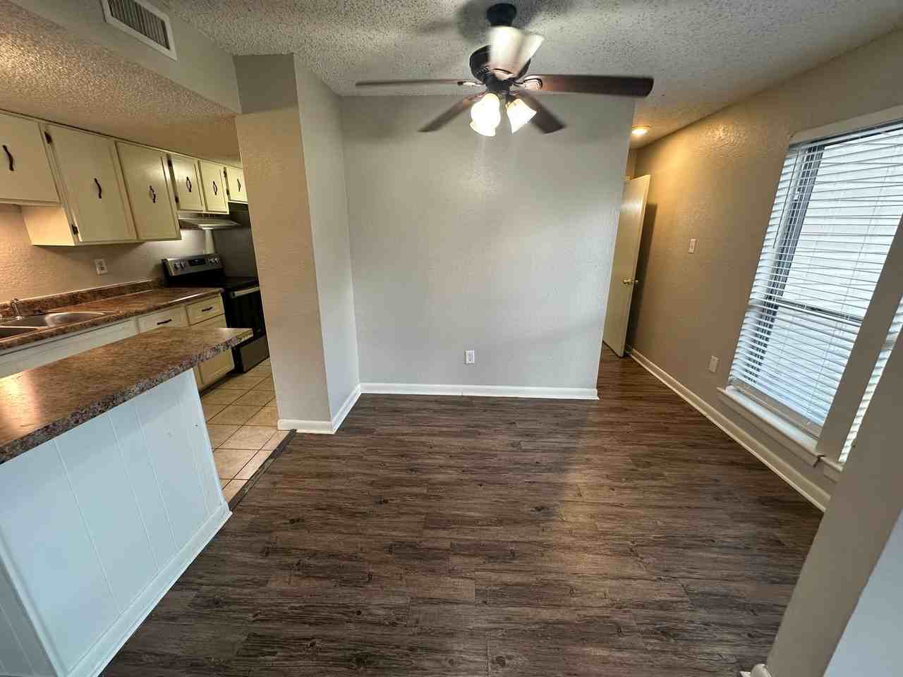 1705 Port Oak Pl - Photo 5 of 17