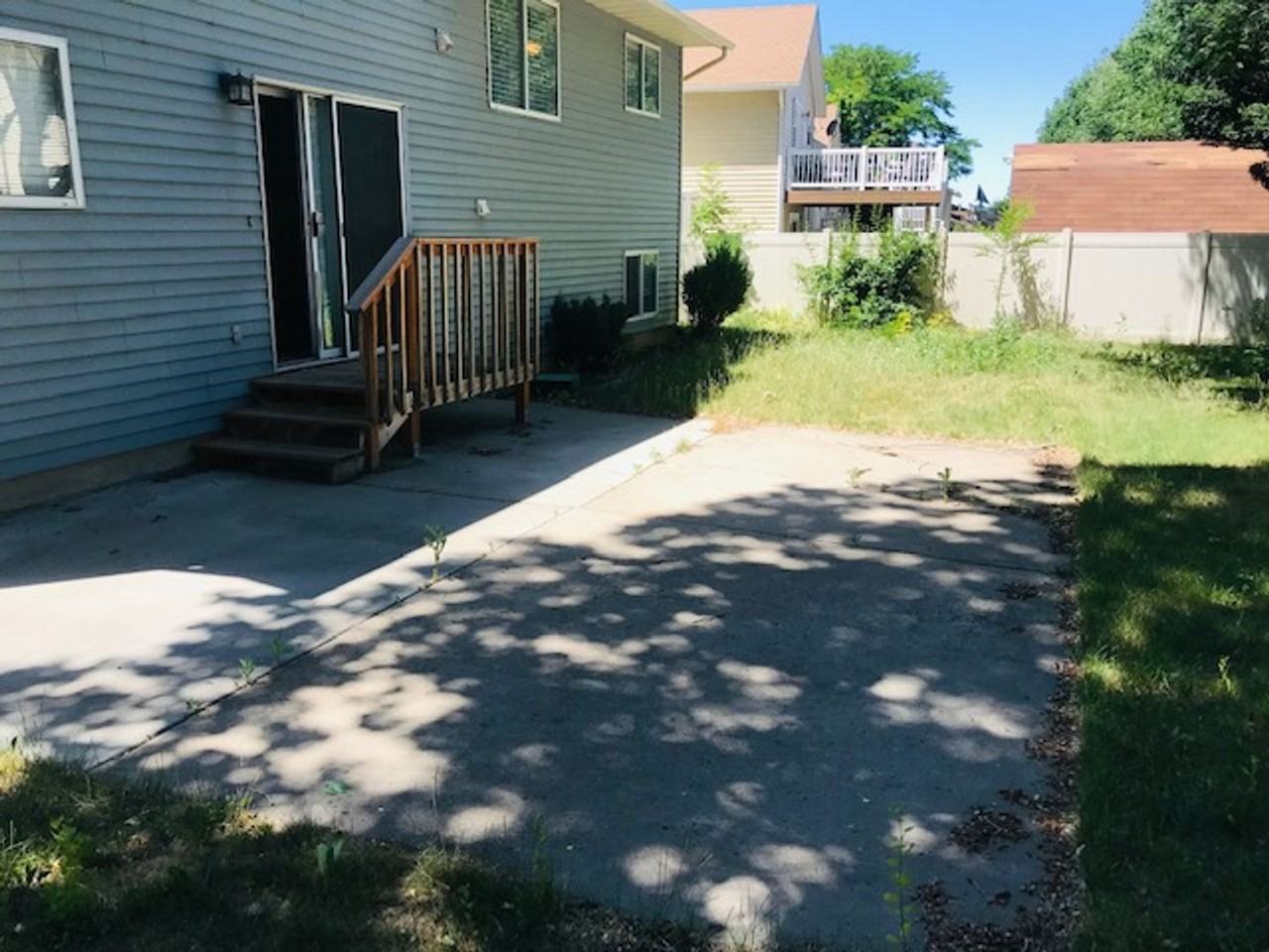 724 E 1850 N - Photo 3 of 9