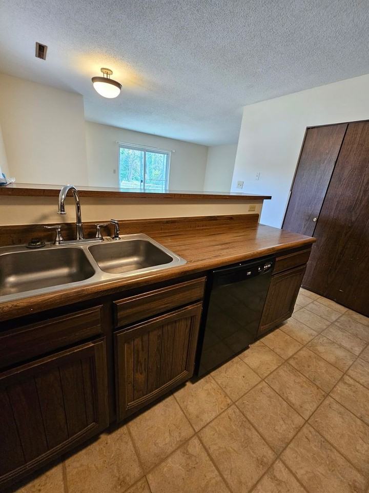 4608 W Knox Dr - Photo 6 of 12