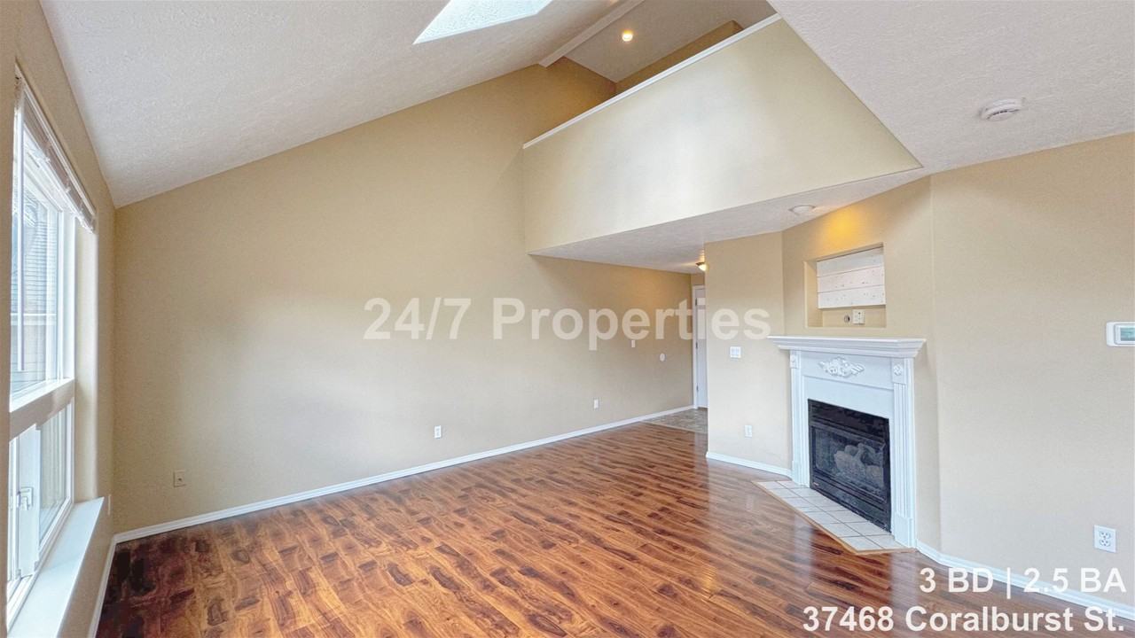 37468 Coralburst St - Photo 3 of 21
