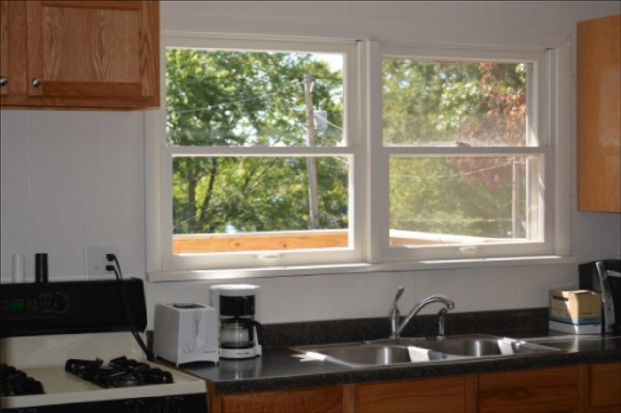 660 E Lake View Rd - Photo 4 of 15