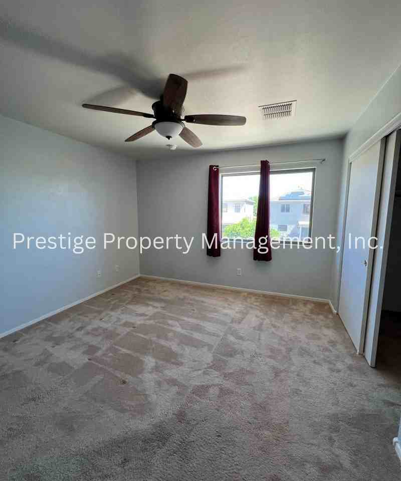 664 W Flaming Arrow Dr - Photo 6 of 9