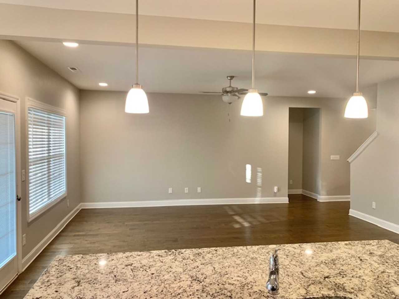 113 James Parcus Cir - Photo 7 of 37