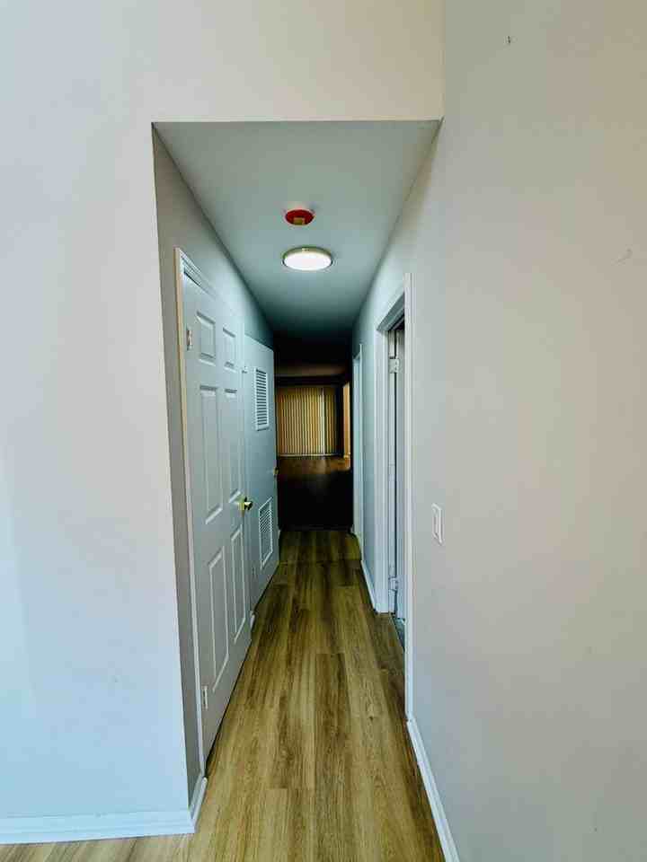 11 Saffron Dr - Photo 4 of 38