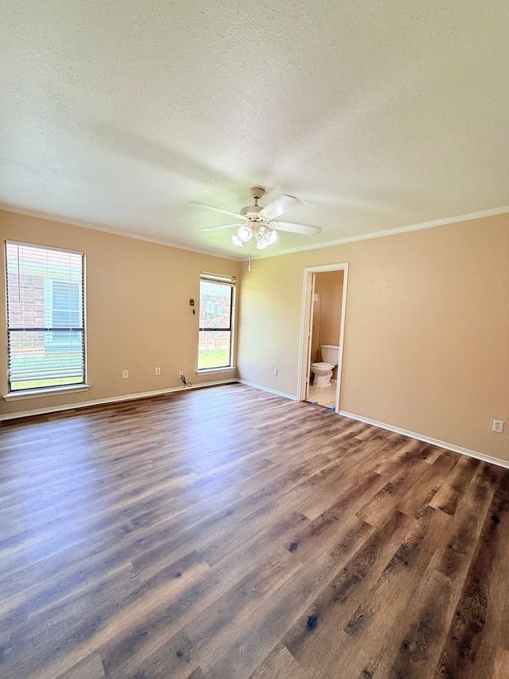 3401 W Sage Ct - Photo 6 of 19