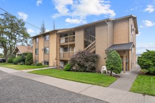 1036 E Desmet Ave - Photo 1 of 1