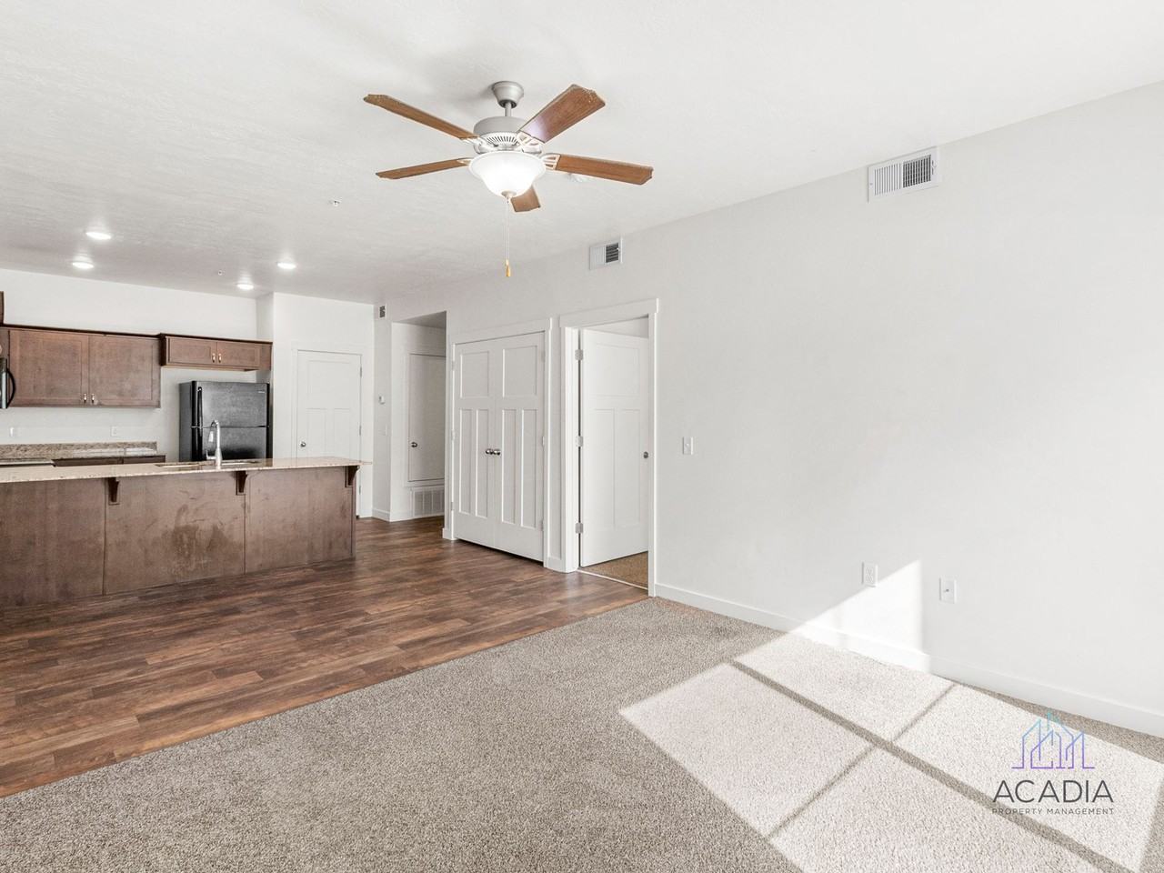 533 S 850 E American Fork, UT 84003 - Photo 4 of 38