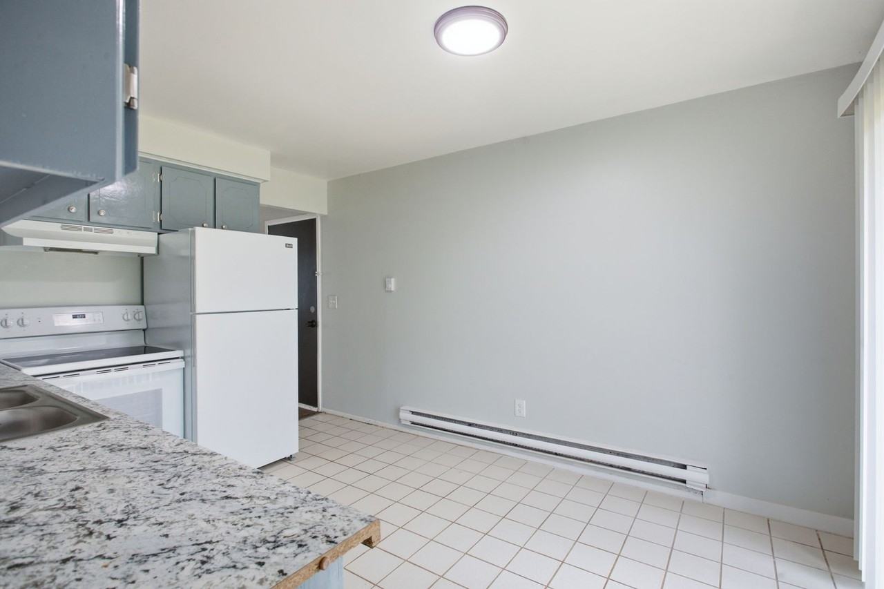 365 Granger Rd - Photo 4 of 23