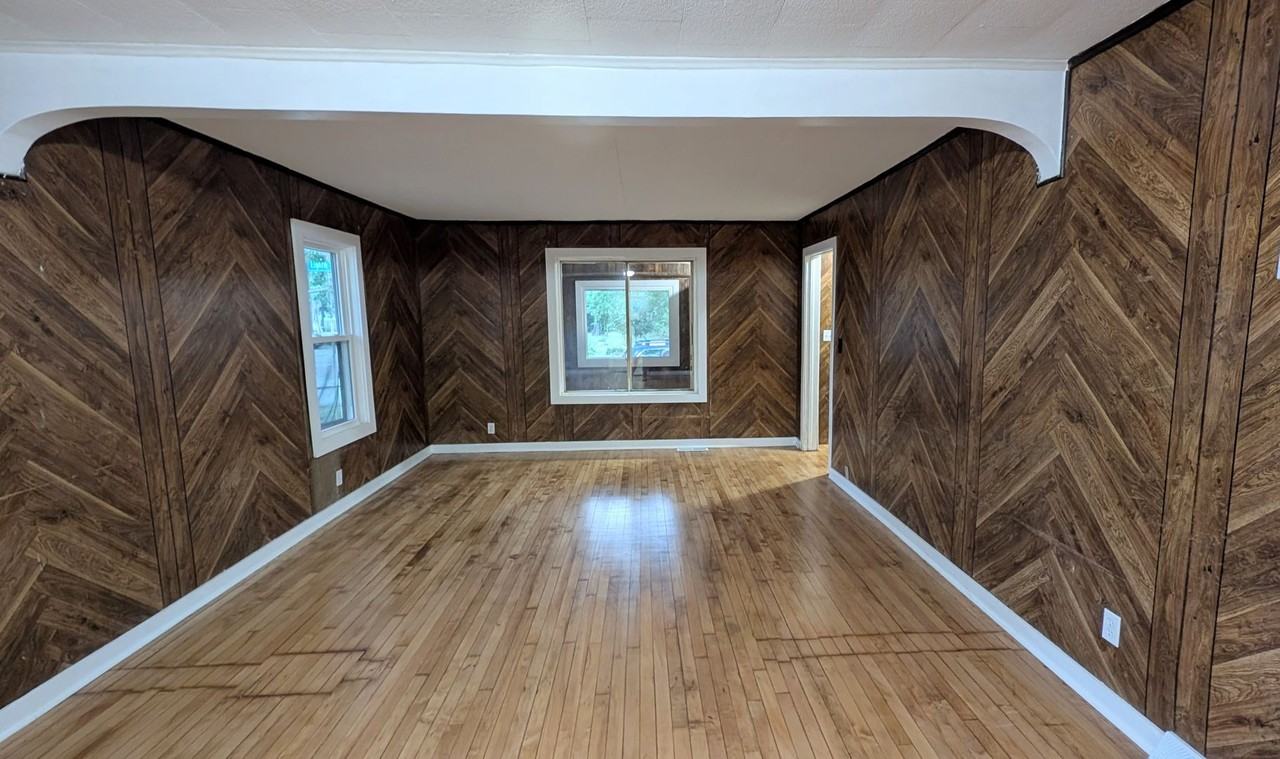 2128 8th St - Photo 3 of 13