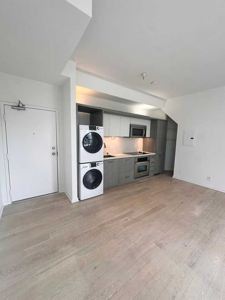 988 G St #31 - Photo 3 of 37