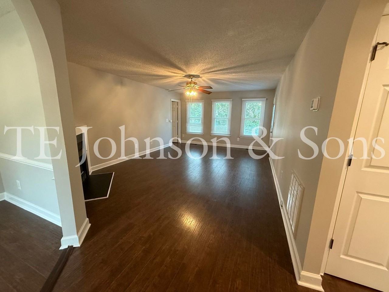 1830 Camden Forest Dr - Photo 3 of 43