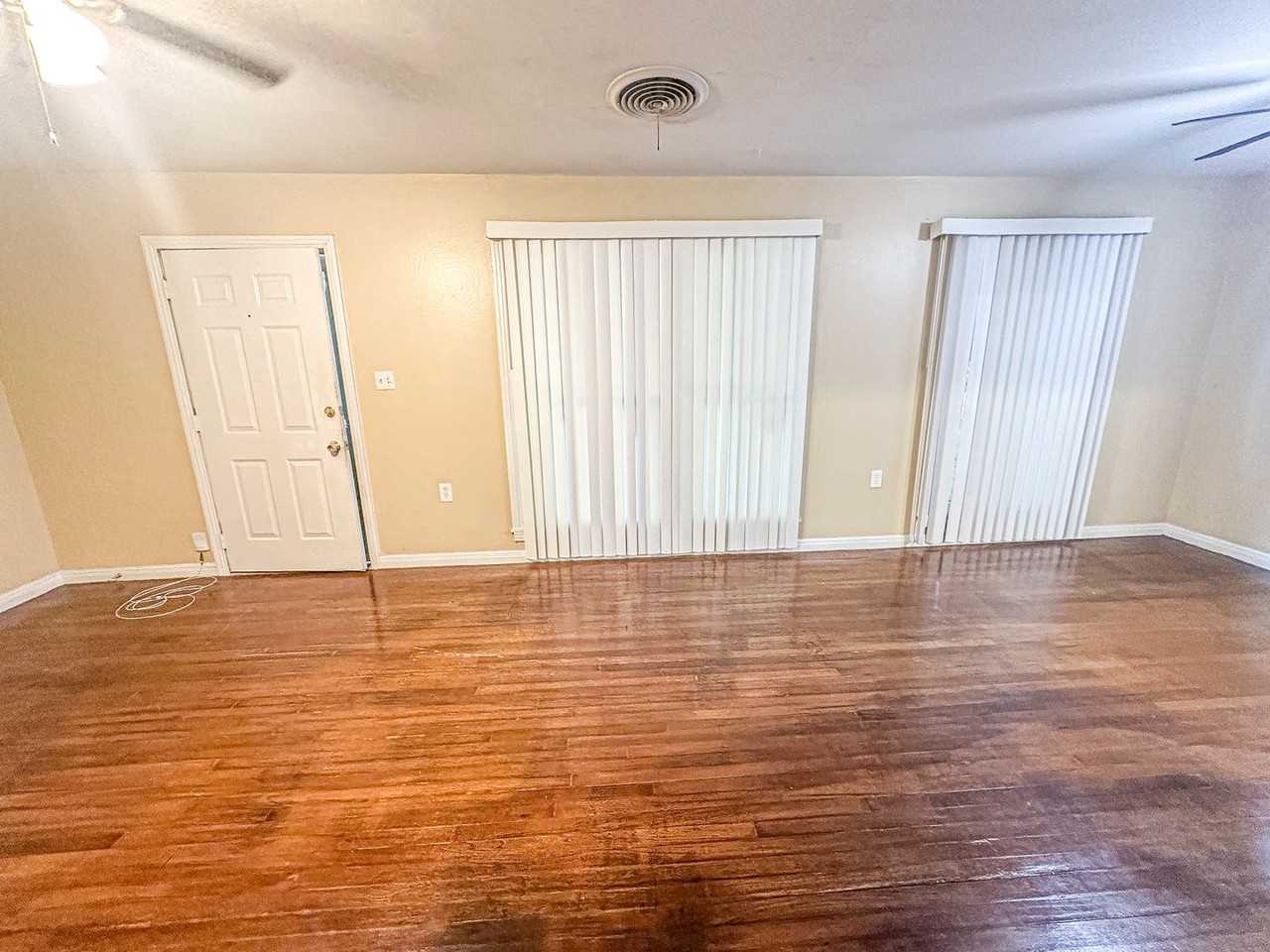 4001 N 25th St - Photo 4 of 16