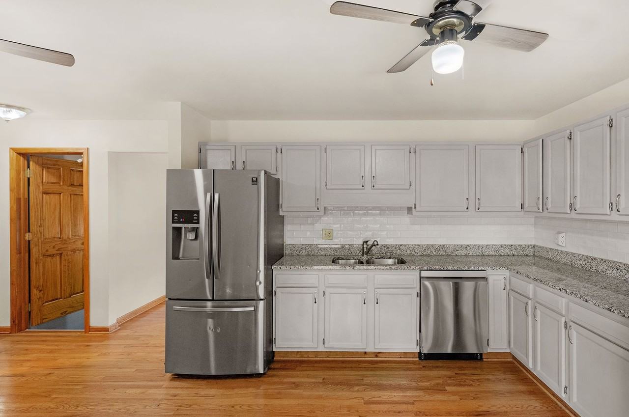 505 4th Ave - Photo 3 of 42