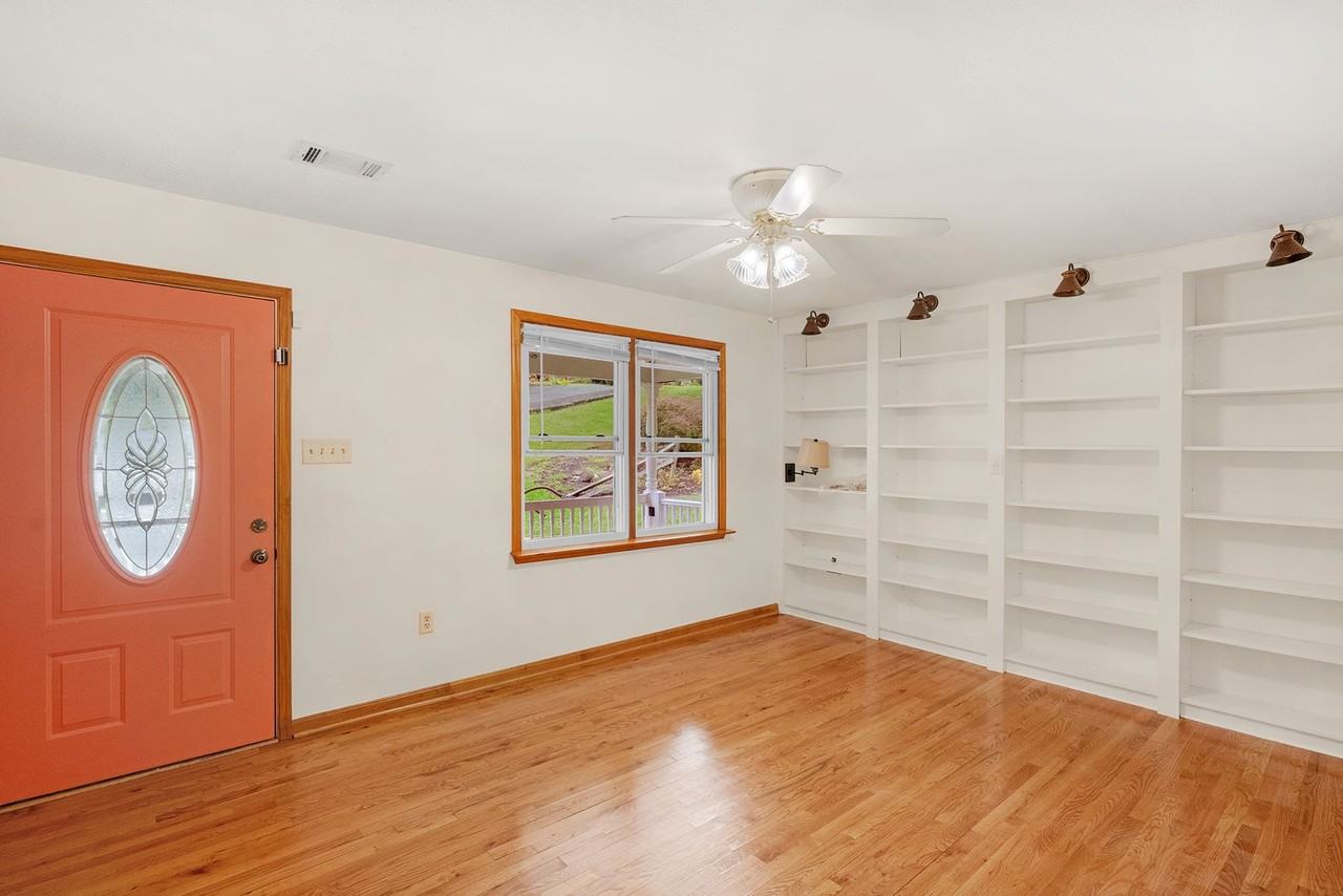 505 4th Ave - Photo 6 of 42