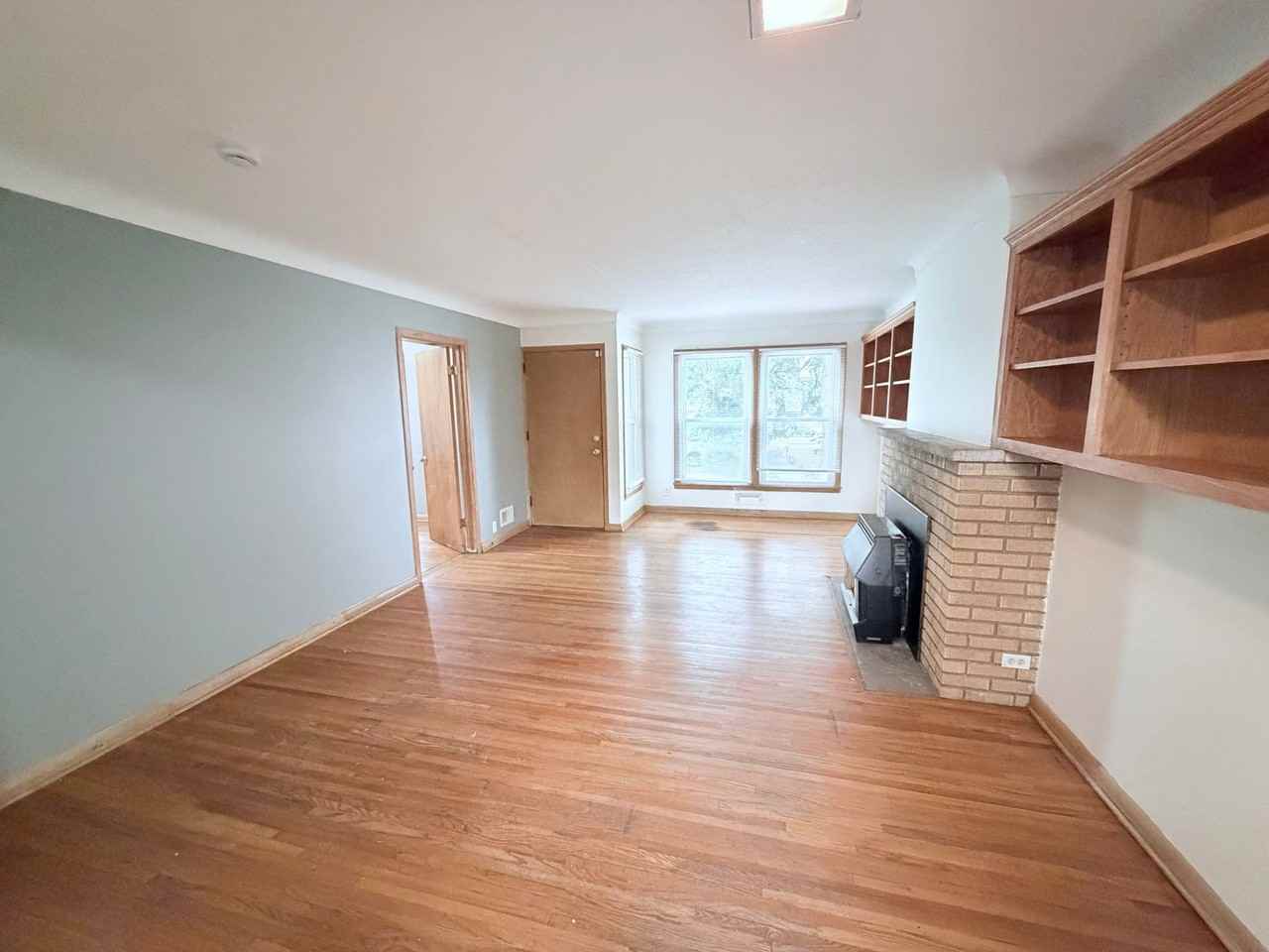 6109 Penn Ave S - Photo 5 of 24