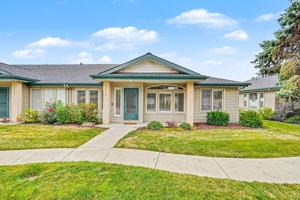 featured image of 4023 N Bayou Ln