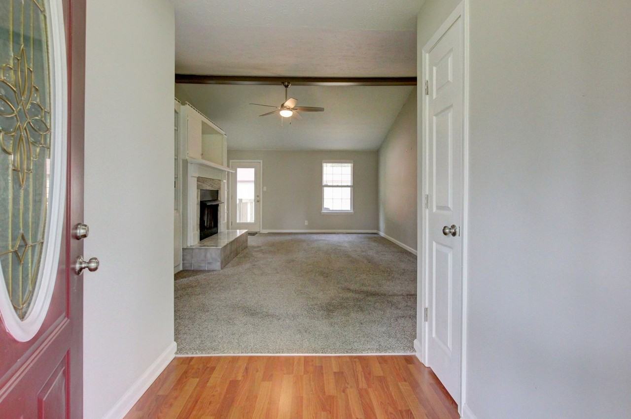 2104 Pea Ridge Rd - Photo 5 of 50