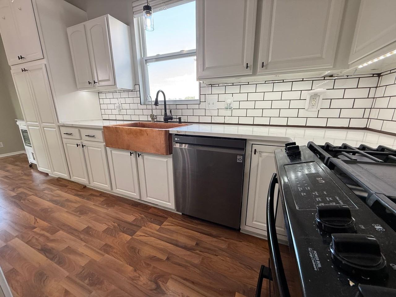 16402 Corby St - Photo 7 of 19