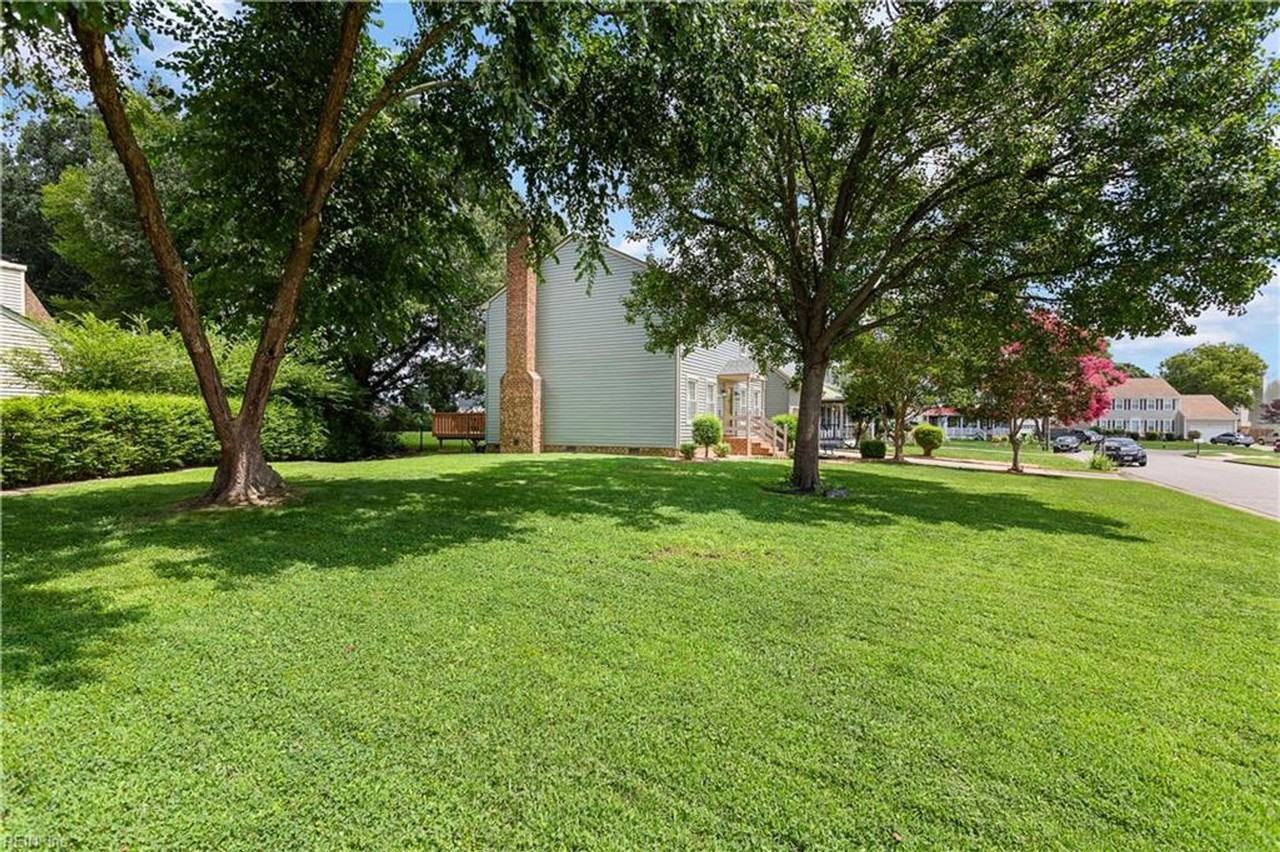 5120 Eagle Run Rd - Photo 3 of 32