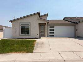 featured image of 3375 S Nelson St