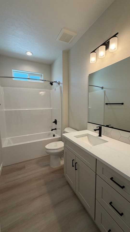 3375 S Nelson St - Photo 5 of 24