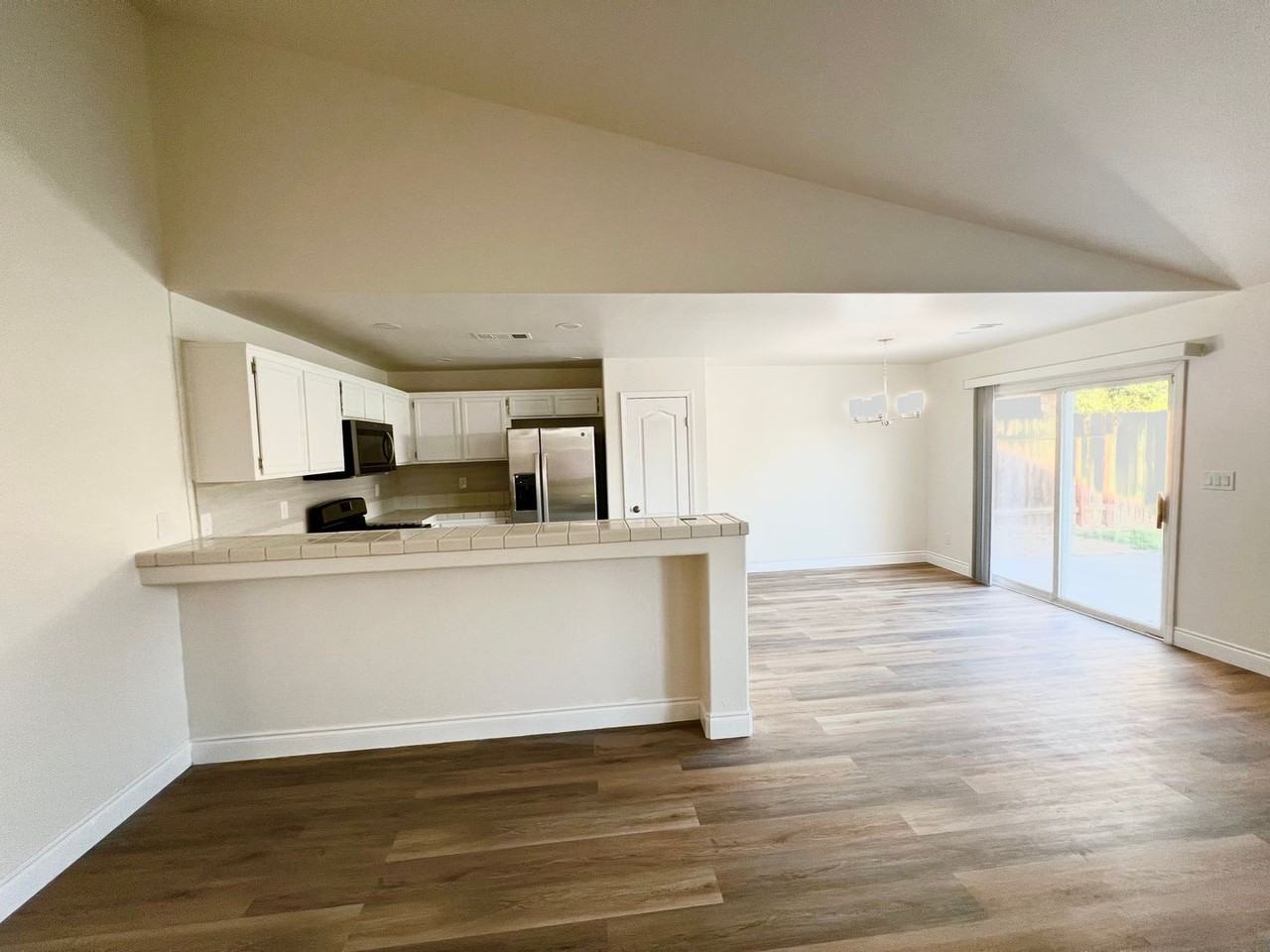 11815 Mantova Ave - Photo 4 of 23