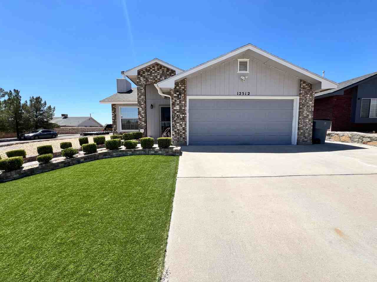 12512 Angie Bombach Ave - Photo 2 of 17
